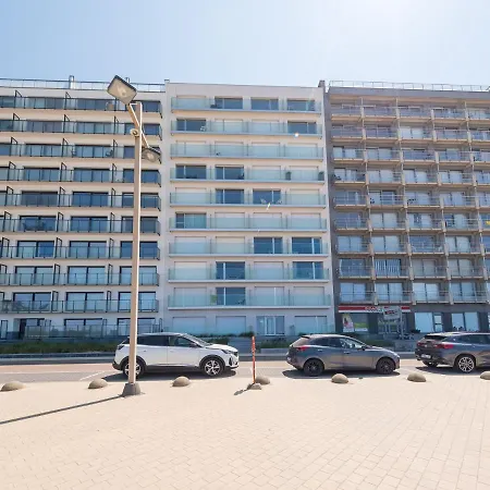 With Sun Facing Terrace * Миделкерк